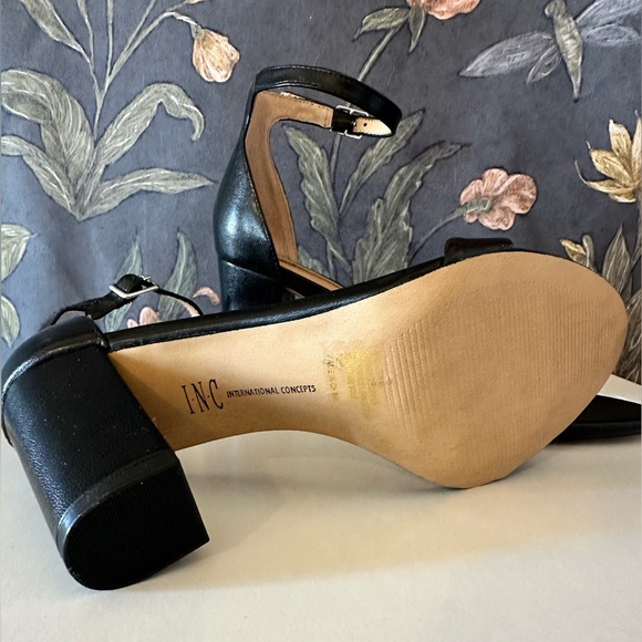 NWOT - INC International Concepts Kivah Two-Piece Sandal Heel - Picture 10 of 13